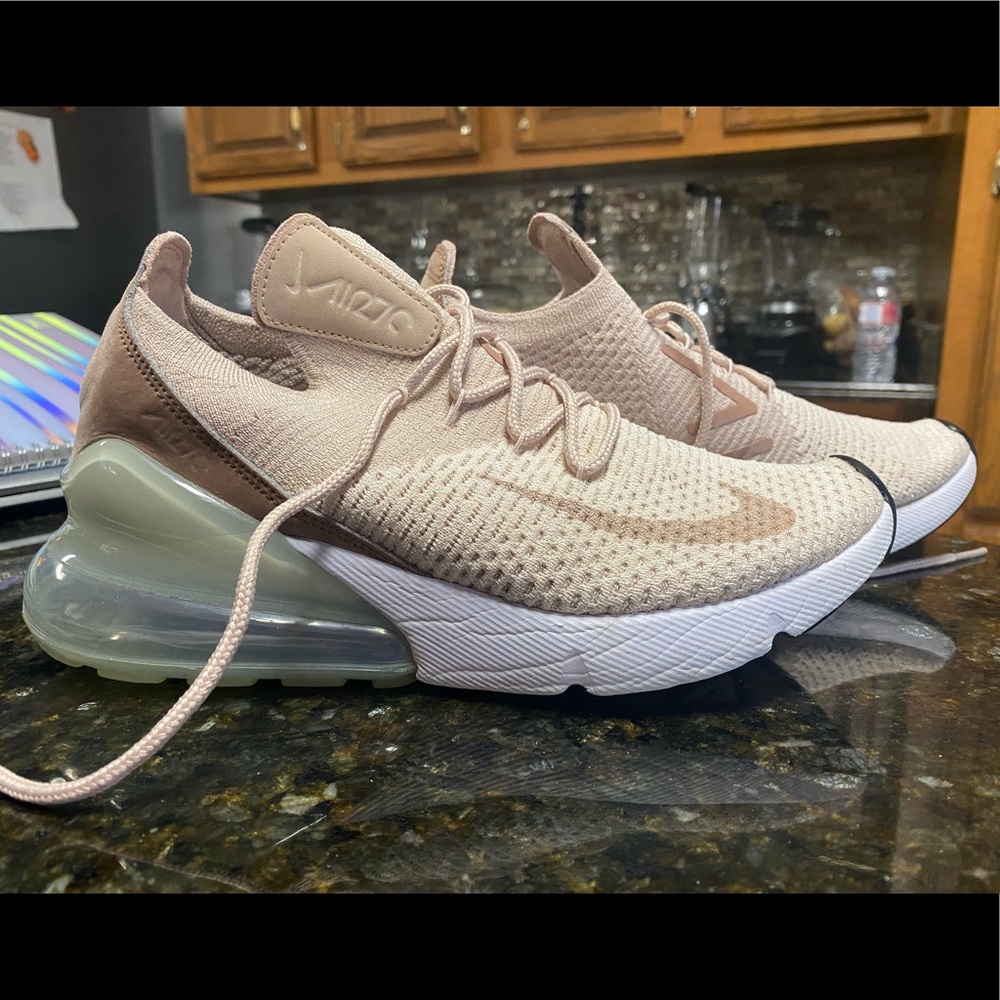 Nike air Max 270